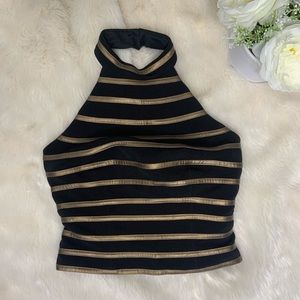 🚨 SOLD OFFLINE 🚨Vintage crop top!